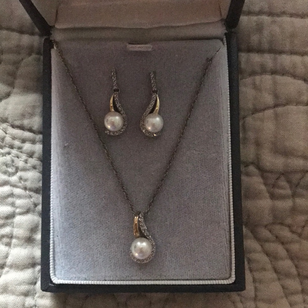 925 14k pearl and diamond necklace & earring set